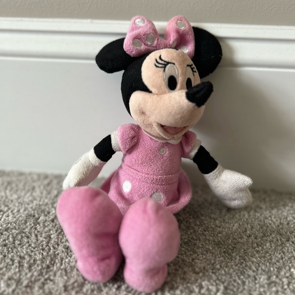 Mini Plush Minnie Mouse